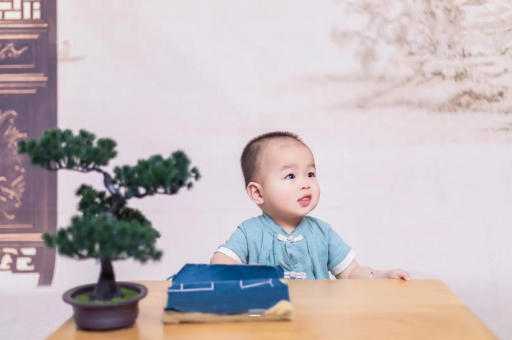 日土宝宝几个月开始吃米粉 日土宝宝几个月开始吃米粉